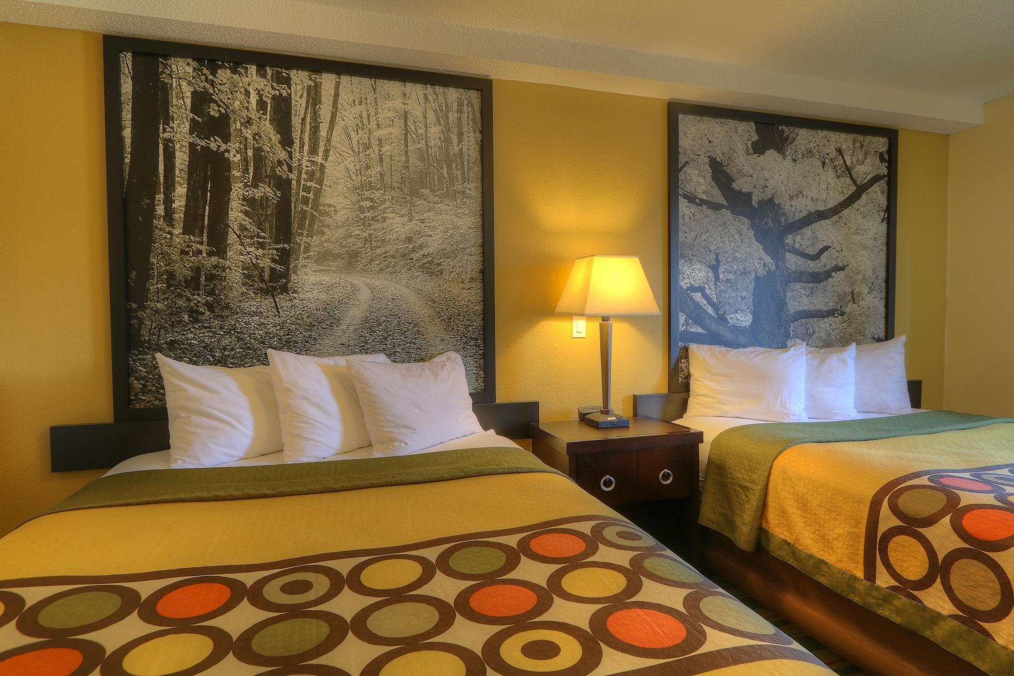 Super 8 By Wyndham Mt. Pleasant Hotel Mount Pleasant Ngoại thất bức ảnh