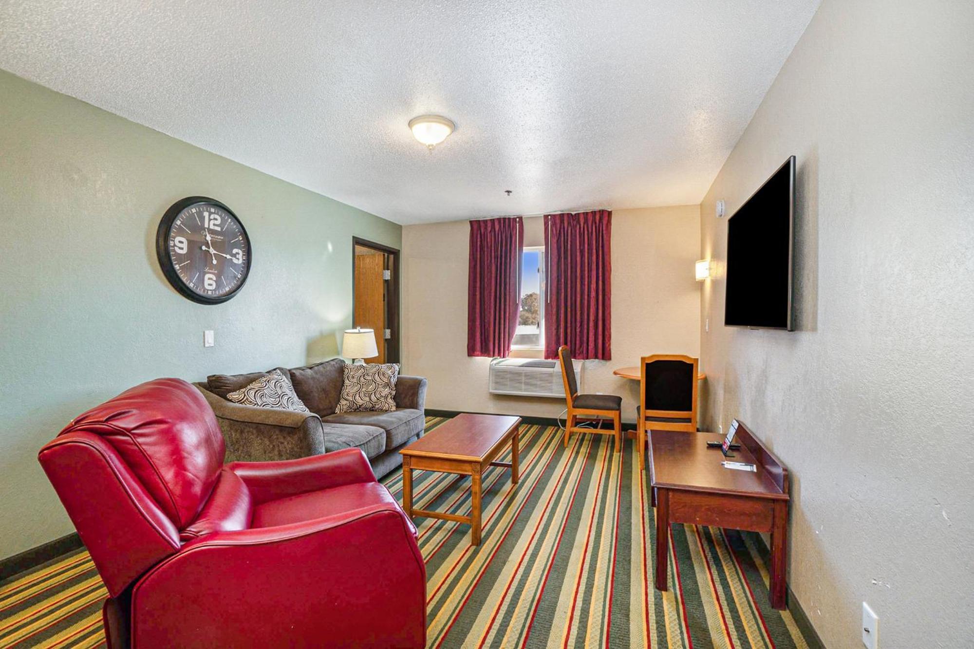 Super 8 By Wyndham Mt. Pleasant Hotel Mount Pleasant Ngoại thất bức ảnh